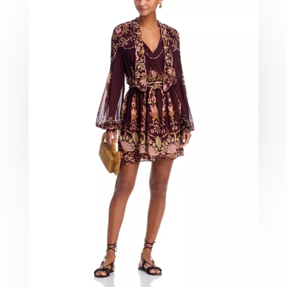 FARM Rio Burgundy Floral Long Sleeve Dress NWT Size Small - Picture 4 of 10